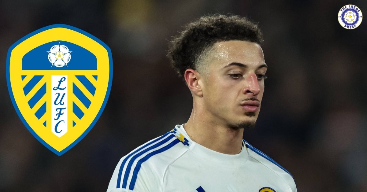 Leeds United player Ethan Ampadu, Leeds United badge