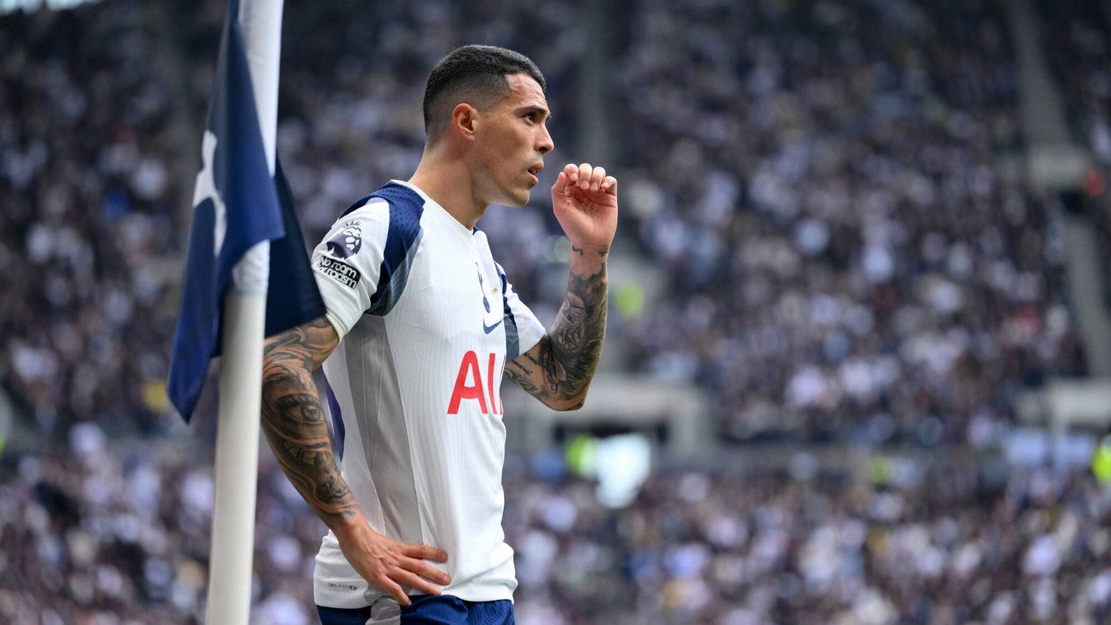 Ex-Leeds star slams Tottenham decision that could relegate them: “The ...