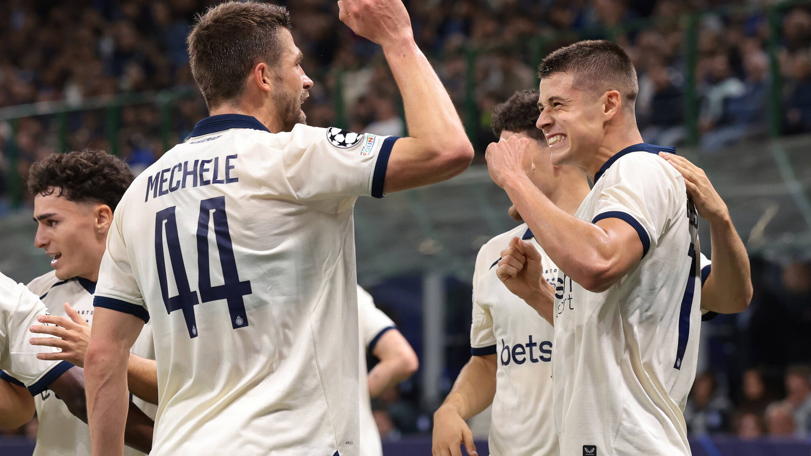 49ers ready to strike as Leeds discover record asking price of 32-goal striker